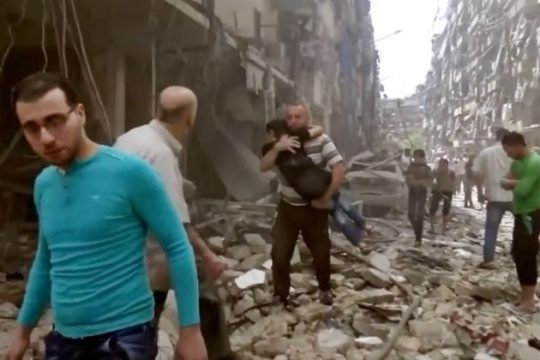 Καταρρέουν οι προσπάθειες εκεχειρίας στο Χαλέπι