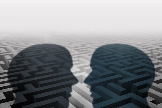 Διαπλοκή και αδιέξοδα των προσωπικών μηχανισμών