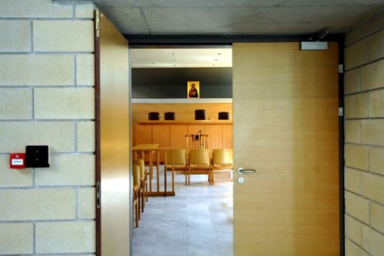 Συνεχίζεται η αποχή των δικηγόρων