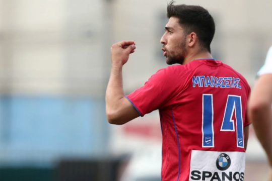 Η ΑΕΚ «κλέβει» τον Μπακασέτα