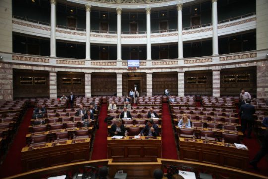 Ψηφίστηκε στις επιτροπές, πάει στην Ολομέλεια