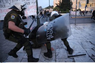 Κάτι μετακινείται…