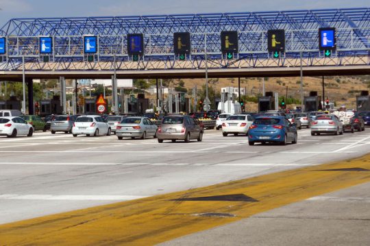 Τσουχτερές τιμές από τα ξημερώματα της Δευτέρας