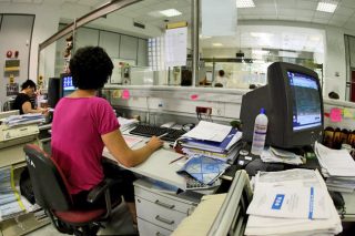 Αλλάζει κλίμακα η παρακράτηση