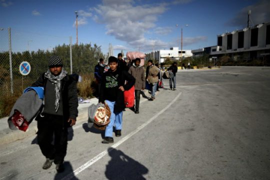 Ερωτήματα για την απόφαση για «παραδεκτό» αίτημα ασύλου