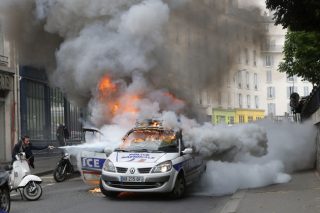 «Ολοι μισούν την αστυνομία»!