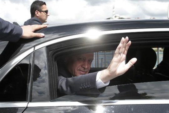 Ένα είναι το αφεντικό της χώρας