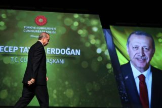 Πήγε για μαλλί και βγήκε… διχασμένος