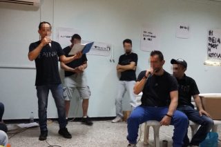 Ενα άδειο κουτί σε μια «γεμάτη» παράσταση