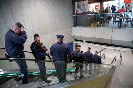 Οι ΗΠΑ προειδοποιούν για επιθέσεις σε όλη την Ευρώπη