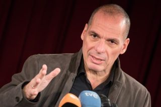 Το κίνημα του Γ. Βαρουφάκη δίπλα στους πρόσφυγες