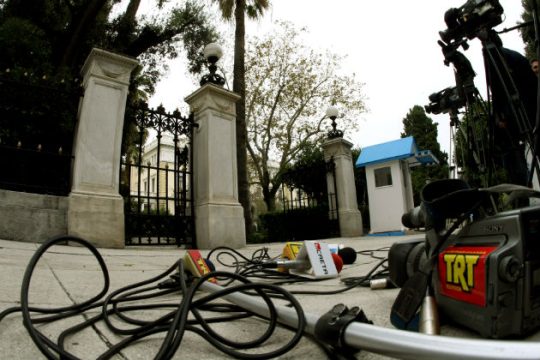 «Δεύτερο κύμα» υπογραφών για «Ανοιχτά ΜΜΕ – νέα αρχή»