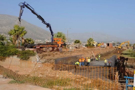 «Άφεση» επί πληρωμή για το καρτέλ των εργολάβων