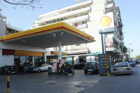 Αυξήσεις από 1η Ιουνίου σε ΦΠΑ, τέλη ταξινόμησης, καύσιμα