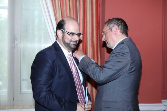 Ιππότης για τη Λυρική