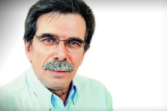 Πέθανε ο δημοσιογράφος Ερρίκος Μπαρτζινόπουλος