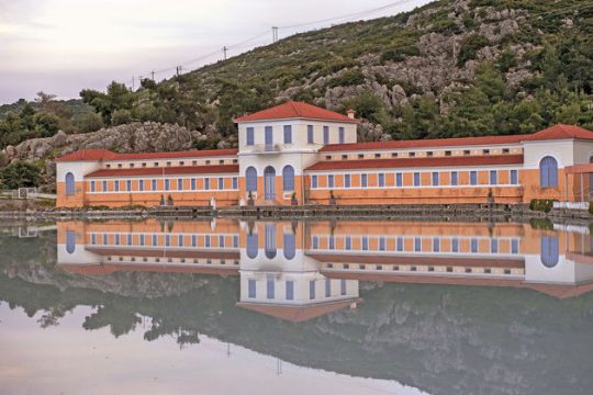 Τα Μέθανα ήταν κάποτε η Μύκονος των κοσμικών Αθηναίων