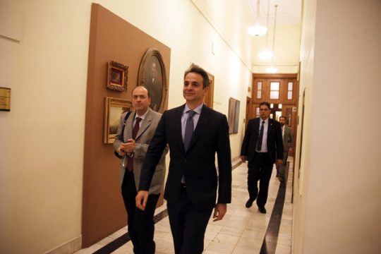 Τετ α τετ Μητσοτάκη-Μέρκελ στο Λουξεμβούργο
