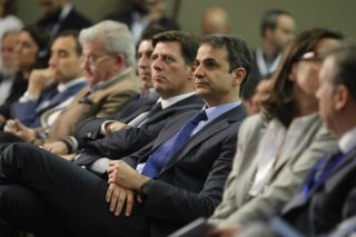 Επιμένει να ποντάρει στο… μαύρο η Ν.Δ.