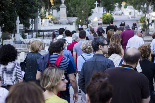 Φωνές και ήχοι ανάμεσα σε διάσημα γλυπτά