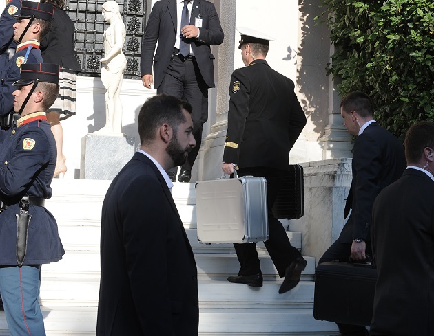 Οι πορσελάνες του Πούτιν!