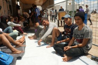 Απεργία πείνας για την αξιοπρέπεια και το άσυλο