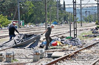 Ενστάσεις για την εκκένωση