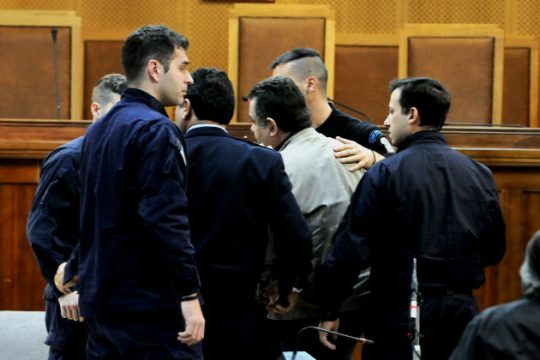 Ξεκινάει πάλι η δίκη της Χρυσής Αυγής