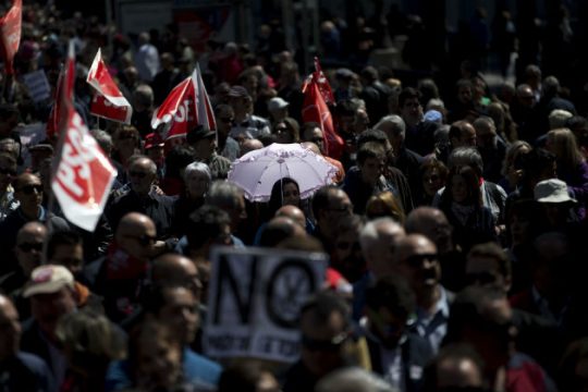 Χιλιάδες κόσμου στους δρόμους για την Εργατική Πρωτομαγιά [PHOTOS]