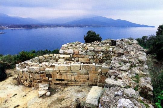 «Βλέπουν» τον τάφο του Αριστοτέλη