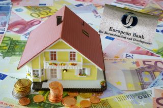 Μεγάλο ενδιαφέρον για διαχείριση «κόκκινων» δανείων