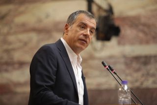 Τηλεφωνική επικοινωνία Θεοδωράκη με Μοσκοβισί