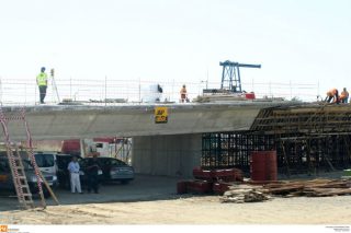 «Παράγκα» με λεία 2 εκατ. ευρώ