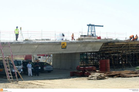 «Παράγκα» με λεία 2 εκατ. ευρώ