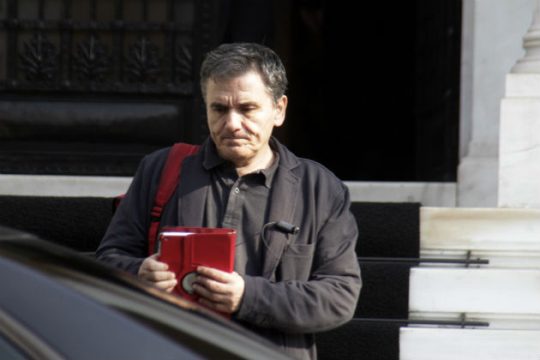 Τηλεδιάσκεψη χωρίς λευκό καπνό για «κόκκινα» δάνεια και ΕΚΑΣ