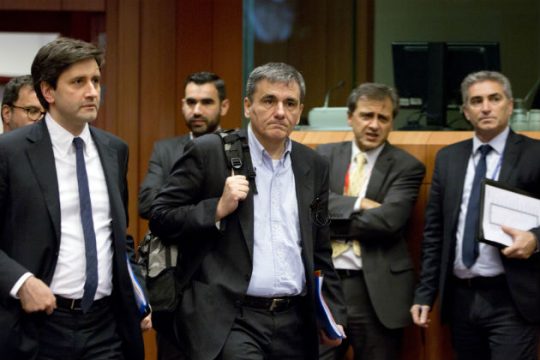 «Ούτε ολοκληρωμένη, ούτε η καλύτερη η συμφωνία για το χρέος»