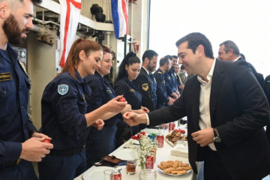 «Η Ελλάδα αφήνει πίσω τα δύσκολα»