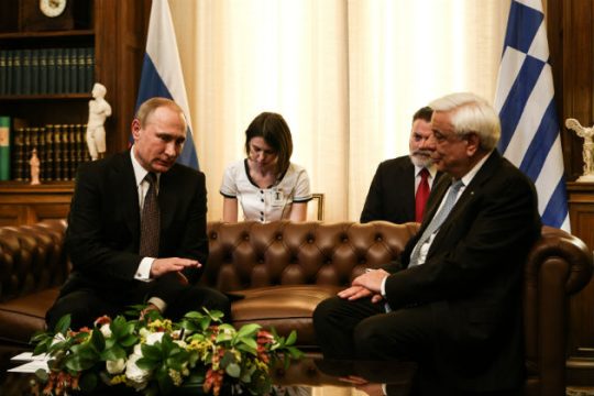 Ευχαριστίες Πούτιν σε Τσίπρα, Παυλόπουλο