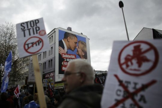 «Οι άνθρωποι πάνω από τα κέρδη»