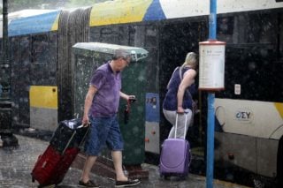 Αλλάζει το σκηνικό του καιρού: Υψηλές θερμοκρασίες με 30άρια, βροχές και καταιγίδες