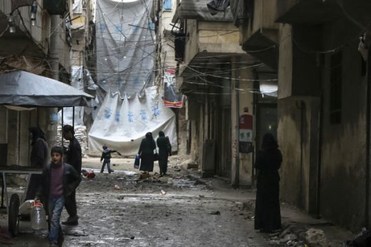 Νέες παραβιάσεις της «χάρτινης» εκεχειρίας στη Συρία