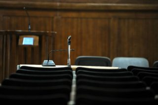 Διαμαρτυρία για την έναρξη της δίκης της Χ.Α. εν μέσω πανελληνίων