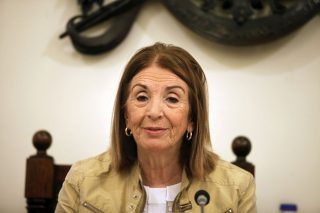 Δεν παρουσιάζεται, ούτε καταθέτει τη δικογραφία