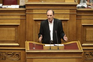 Ευνοϊκές ρυθμίσεις για επενδυτές υπό όρους