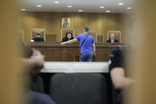 «Είμαι δικός σας, είμαι Χρυσή Αυγή»