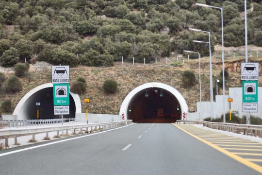 «Αρωμα» σκανδάλου στην Εγνατία Οδό