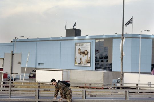 33 χρόνια ΔΕΣΤΕ με 33 εικαστικούς