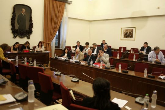 Επιμένει στις κατηγορίες κατά του Δ. Παπαγγελόπουλου η Γ. Τσατάνη