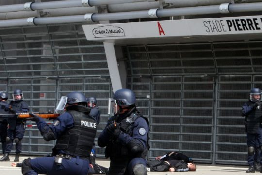 Όπλα και εκρηκτικά με προορισμό τη Γαλλία ενόψει Euro