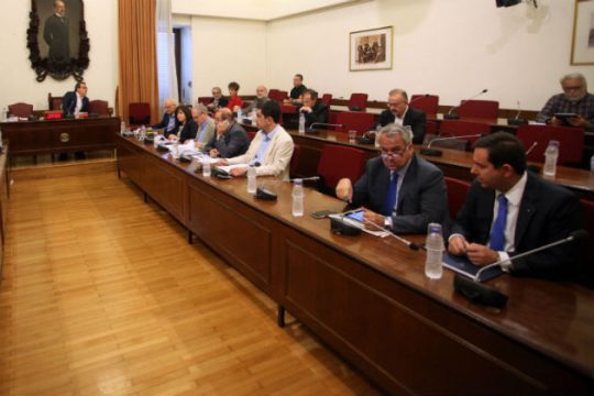 Εξεταστική για τα δάνεια σε κόμματα και ΜΜΕ